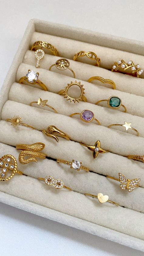 Dream Jewelry Aesthetic, Gold Rings Trendy, Summer Rings Aesthetic, Ring Collection Aesthetic, Bijoux Aesthetic, Stainless Accessories, Summer Accessories Jewelry, Aesthetic Gold Jewelry, Small Business Jewelry