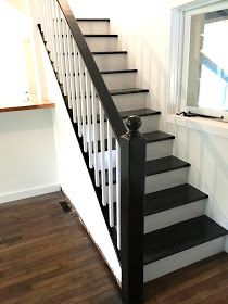 FACCI DESIGNS: How to Paint a Staircase Black & White - Before and After Staircase Black Painted Stairs, Black And White Stairs, Black Staircase, White Staircase, Painted Staircases, Black Stairs, White Stairs, Stair Makeover, Diy Staircase