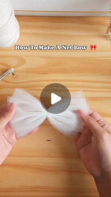 Hair Accessories For Christmas, How To Make Bow With Net, Making A Bow With Tulle, How To Tie Tulle Bows, Net Bows Diy, Tulle Bows Diy Hair, Net Hair Bows, Tulle Hair Bows Tutorial, Net Gift Wrapping Ideas