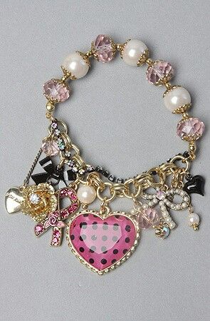 I like this Gyaru Jewelry, Heart Bead Bracelet, Besty Johnson, Ribbon Heart, Pearl Bow, Betsey Johnson Jewelry, Betsy Johnson, Heart Beads, Dream Jewelry