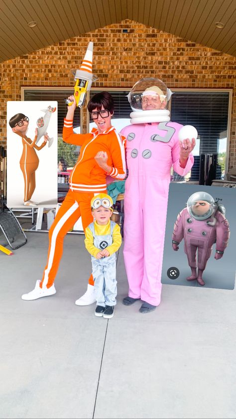 Family Halloween Costumes For 3 And Pregnant, Funny Halloween Costumes For Family Of 3, Family Of 3 And Pregnant Halloween Costumes, Family Costumes When Pregnant, Funny Halloween Family Costumes, Gru Family Costume, Halloween Costume Pregnant With Toddler, Halloween Costume For Pregnant Mom And Toddler, Costumes Family Ideas For 3