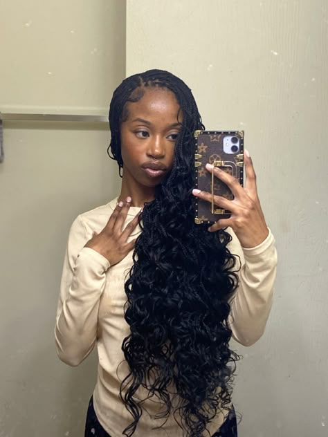 4ctheefuture Hbcu Homecoming Hairstyles, Flexi Rod Curled Box Braids, Flexi Rod Box Braids, No Middle Part Braids, Braids With Long Curls, Bohemian French Curl Braids, Layered Curly Braids, Micro Braids With Curly Ends, Wavy Braids Black Women