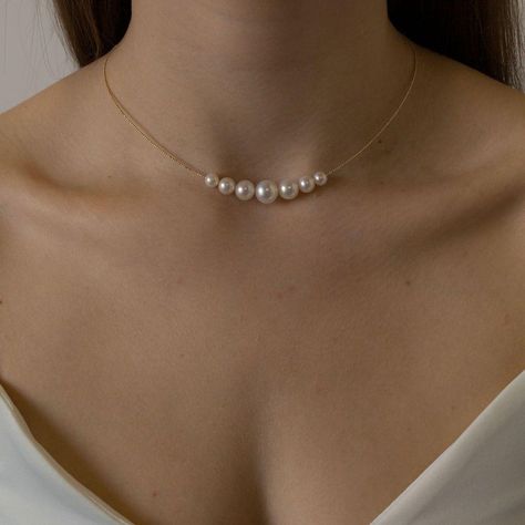 قلادات متدلية, Anting Manik, Pearl Jewelry Necklace, Pearl Choker Necklace, Classy Jewelry, Bridesmaid Necklace, Pearl Choker, Girly Jewelry, Simple Necklace