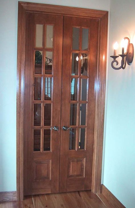 Narrow french doors into room Narrow French Doors, Small French Doors, Barn Door Decor, Wood French Doors, Old Barn Doors, Interior Design Institute, Double Doors Interior, Door Open, French Doors Interior