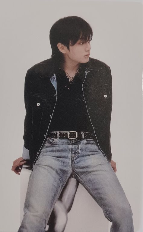 Jungkook GOLDEN Weverse exclusive photocard Jungkook Old, Jungkook 2023, Grammy Outfits, Fairycore Outfit, Old Town Road, Emo Boyfriend, Jungkook Golden, Pretty Angel, Jeon Jungkook Photoshoot