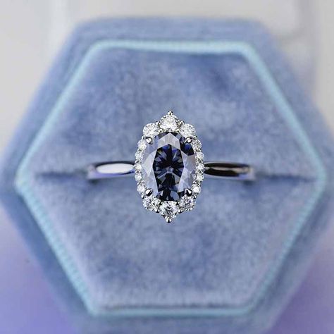 clio-https://clio.giliarto.com/ring/1/461 Colored Stone Engagement Rings, Moissanite Halo Engagement Ring, Gray Moissanite, Halo Engagement Ring Sets, Blue Moissanite, Moissanite Engagement Ring Halo, Engagement Ring Inspiration, Wedding Rings Vintage, Stone Engagement Rings