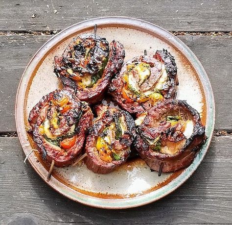 Grilled Caprese Salad Stuffed Flank Steak Pinwheels Recipe Rolled Steak, Flank Steak Pinwheels, Flank Steak Salad, Italian Caprese, Steak Pinwheels, Italian Caprese Salad, Flank Steak Recipe, Flank Steak Tacos, Bison Recipes