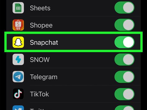 How To Get Snapchat On Apple Watch, Apple Watch Snapchat Story, View Snapchat Stories, Watch Snapchat Story, Men Snapchat, Watch Snapchat, View Snapchat, Apple Watch Games, Watch On Wrist