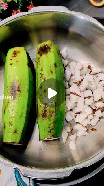 Banana Curry Indian, Banana Curry Recipes, Raw Banana Recipes Indian, Raw Banana Recipes, Banana Recipes Indian, Banana Curry, Healthy Banana Recipes, Baking Healthy, How To Cook Greens