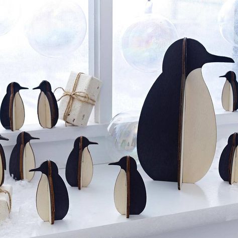 Penguin Decoration Penguin Birthday, Penguin Decor, Penguins And Polar Bears, Penguin Party, Winter Wonderland Party, Arctic Animals, Office Christmas, Christmas Penguin, Candy Land Christmas