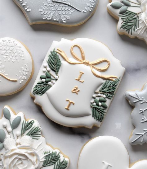 Julie Thomas (@juliesartisanbakery) • Instagram photos and videos Winter Bridal Shower Cake, Winter Bridal Shower Cookies, Christmas Bridal Shower Cookies, Julie Thomas, Christmas Bridal Shower, Christmas Bridal Showers, Winter Bridal Showers, Bridal Shower Cookies, Christmas Shower