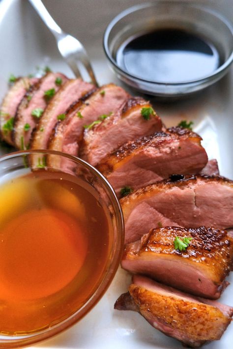 Easy Oven Roasted Duck Breast in a Honey Soy Marinade Oven Roasted Duck, Honey Soy Marinade, Cooking Duck, How To Cook Duck, Roasted Duck Breast, Duck Breast Recipe, Roasted Duck, Duck Breast, Honey Soy