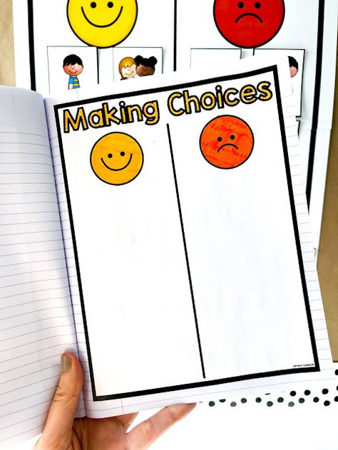 Making good choices activities for kids at school Making Good Choices Activities, Good Choices Bad Choices Free Printable, Activities For Kids At School, Making Good Choices, Cheetah Face, Student Behavior, Mini One, Make Good Choices, Mini Lessons