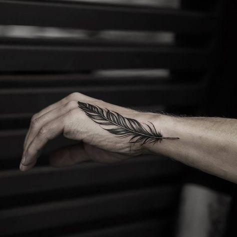 Realistic Feather Tattoo, Oscar Akermo, Feather Tattoo For Men, Feather Tattoo Black, Bracelet Tattoo For Man, Feather Tattoo Meaning, Tiny Bird Tattoos, Tattoo Quotes For Men, Tattoo Beautiful