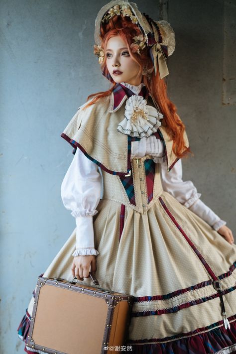 Old European Fashion, Studio Photography Poses, Steampunk Costume, Kawaii Fashion Outfits, Old Fashion, 인물 사진, Fantasy Clothing, Lolita Dress, Lolita Fashion