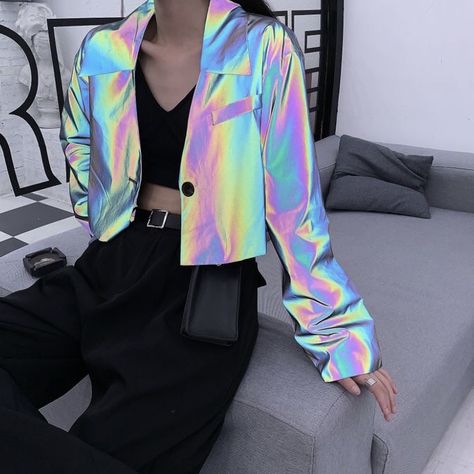 Ropa Color Neon, Holographic Jacket, Holographic Fashion, Women Crop Top, Reflective Jacket, Rainbow Outfit, Festival Looks, Girls Fashion Clothes, Teen Fashion Outfits