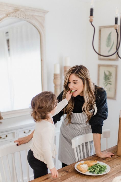 Paleo Chocolate Chip Cookies, Lauren Mcbride, Baking With Kids, Coastal Farmhouse, Bakeware Set, Ball Gowns Prom, Style Blogger, Branding Photoshoot, Prom Dresses Ball Gown