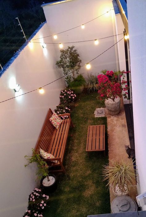 Hiasan Dalaman Rumah, Back Garden Design, التصميم الخارجي للمنزل, Small Balcony Decor, Home Garden Design, Patio Interior, House Plants Decor, Balcony Design, Backyard Patio Designs