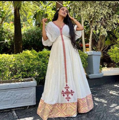 Ethiopian dress Eritrean Dress, Ethiopian Wedding, Ethiopian Clothing, Habesha Dress, Ethiopian Traditional Dress, Ethiopian Dress, Habesha Kemis, Handwoven Fabric, Traditional Dress