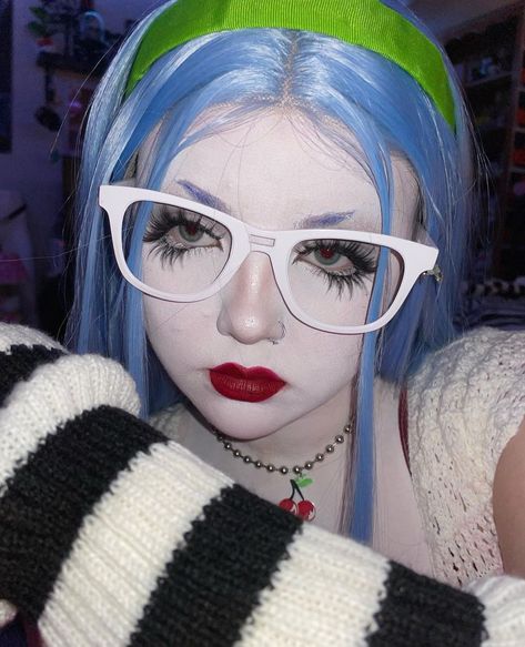 Cat Cosplay Makeup, Black Woman Halloween Costumes, Ghoulia Cosplay, Girl Cosplay Ideas, Single Costume Ideas, Closet Cosplay Ideas, Black Hair Halloween Costumes, 2020 Cosplay, Monster High Halloween Costumes