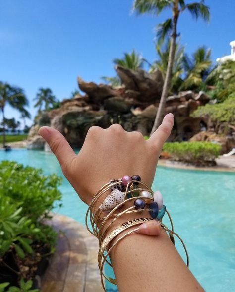 Hawaii Jewelry Aesthetic, Hawaii Bangles, Hawaiian Bangles, Hawaii Jewelry, Island Jewelry, Aulani Disney Resort, Hawaiian Jewelry, Mermaid Jewelry, Girl Jewelry