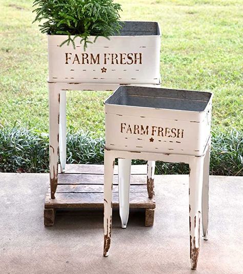 AmazonSmile : CTW Home Collection 530103 Farm Fresh Garden Stands, Set of 2, White, Metal : Garden & Outdoor White Rustic Decor, Garden Plant Stand, Barrel Planter, Garden Stand, Garden Tub, Farmhouse Garden, Inspire Me Home Decor, Countryside House, White Garden