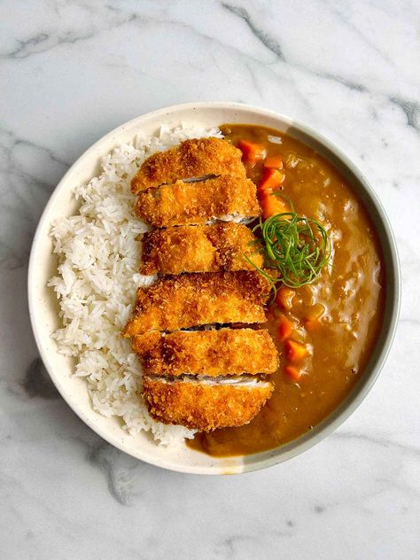 Hawaii Chicken Katsu Curry Chicken Katsu Recipes, Katsu Curry Recipes, Katsu Recipes, High Protein Chicken, Chicken Katsu Curry, Boiled Chicken Breast, Katsu Curry, Chicken Katsu, Diner Recept