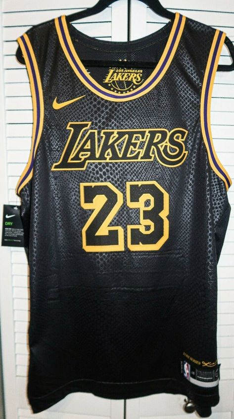 Basketball Costume, Basketball Dress, Lebron James Nike, Basketball Jersey Outfit, Lebron James Rookie, Lebron James Jersey, Lakers Lebron, Nba Jerseys, Jersey Outfit