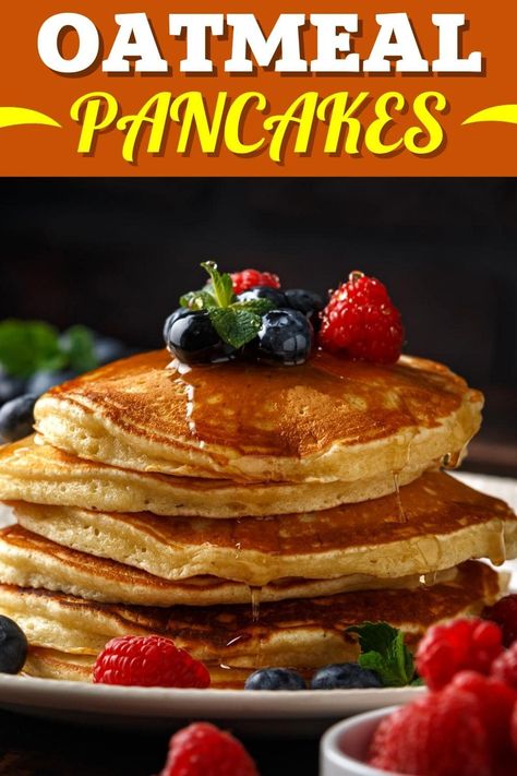 Packed with protein and fiber, these quick and easy oatmeal pancakes are much healthier than regular flapjacks. But they're just as fluffy and delicious! Hi Protein Breakfast, Oatmeal Pancakes Easy, Oatmeal Pancakes Healthy, Oatmeal Pancakes Recipe, How To Cook Pancakes, Pancake Toppings, Easy Oatmeal, Caramelized Bananas, Oatmeal Pancakes