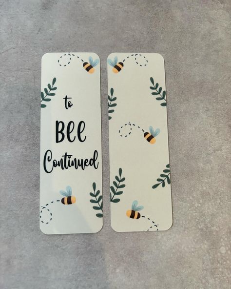 Book Mark Ideas Creative Aesthetic Cute, Cool Book Mark Ideas, To Bee Continued Book Mark, Bookmark Designs Aesthetic, Cute Bookmark Quotes, Chemistry Bookmark Ideas, Aesthetic Homemade Bookmarks, Book Worm Bookmark, Bookmarks Drawing Ideas