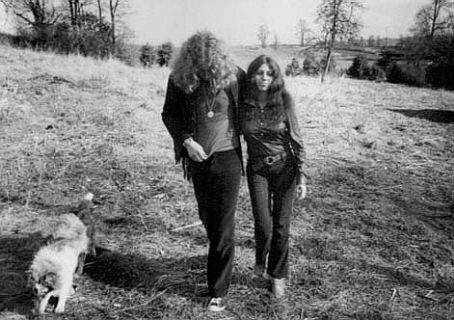 Robert Plant and Maureen Wilson Maureen Wilson, Thank You Song, Linda Eastman, Bebe Buell, Robert Plant Led Zeppelin, 21 December, Led Zep, Walk The Earth, Plant Images