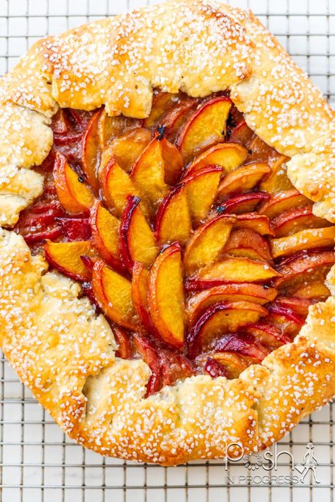 Stacey shares a delicious and simple peach crostata recipe which is a great way to use peaches in the heart of the summer. Peach Crostata, Crostata Recipe, Rustic Dessert, Fruit Desserts Easy, Fruit Dessert Recipes, Chicken And Shrimp, Grilled Peaches, Fruit Filling, Crust Recipe