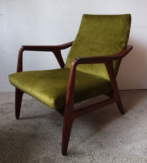 Midcentury Modern Arm Chair, Mid Century Arm Chair, 60s Bedroom Ideas, Mid Century Chairs Living Room, 60s Armchair, Vintage Arm Chair, Modern Lounge Chair Design, 60s Chair, Diy Swing