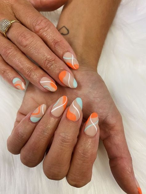 Almond Nails For Beach, Nail Ideas Two Colors, Birthday Summer Nails Almond, Almond Nails Designs Preppy, Beach Acrylic Nails Coffin, Simple Nail Designs Beach, Cute Abstract Nail Designs, Beach Almond Nails Designs, Short Almond Summer Nail Designs