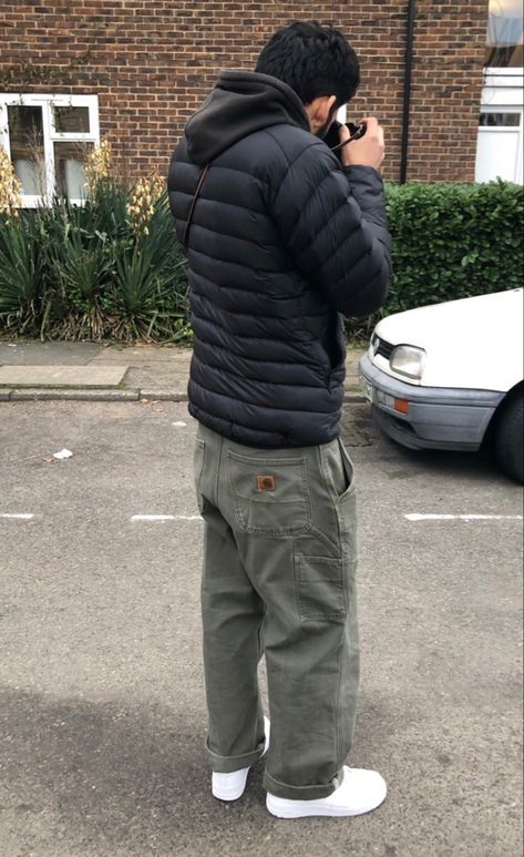 Styling Carhartt Pants, Carhartt Green Pants, Navy Carhartt Pants Outfit, Dickies Work Pants Outfit Men, Carhartt Carpenter Pants Outfit, Green Carpenter Pants Outfit Men, Green Carhartt Pants Outfit Men, Green Dickies Pants Outfit Men, Carhartt Carpenter Pants Outfit Men