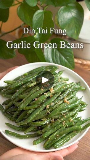 15 minute Garlic Green Beans (inspired by Din Tai Fung)! 👉Full Recipe on Blog, just type Bean into | Mei & Kyong | Mei & Kyong · Original audio Chinese Garlic Green Beans, Tender Recipes, Garlic Green Bean Recipes, Quick Breakfasts, Din Tai Fung, Parmesan Recipe, Garlic Green Beans, Chinese Cooking Recipes, Parmesan Recipes