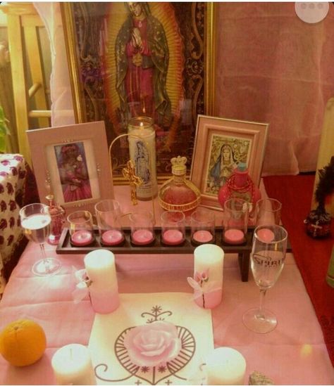 Erzulie Freda altar Erzulie Freda, Sacred Space Altar, Spiritual Altar, Aphrodite Aesthetic, Witches Altar, Pagan Altar, Magical Life, Home Altar, Season Of The Witch