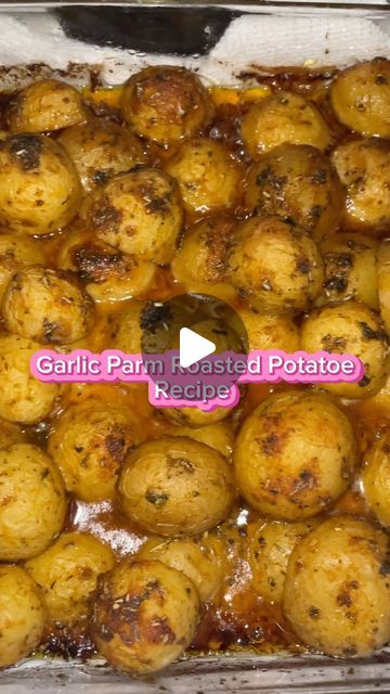 Brianna on Instagram: "Let’s make some side dishes ! Garlic Parmesan Roasted Potatoes was one of our sides . Quick and easy to make and it goes with most Holiday meals or as an anytime meal ! Definitely put this on your list of Recipes to make . Follow DaEatzWitBri for more Recipes!! #recipes #holidayfood #holidayseason #tistheseason #christmas #dinnerideas #recipeoftheday #daeatzwitbri" Roasted Potatoes With Cheese, Garlic Baby Potatoes, Roasted Potatoes In Oven, Roasted Parmesan Potatoes, Garlic Baked Potatoes, Potatoes On The Stove, Garlic Potatoes Recipe, Garlic Parmesan Roasted Potatoes, Oven Potatoes