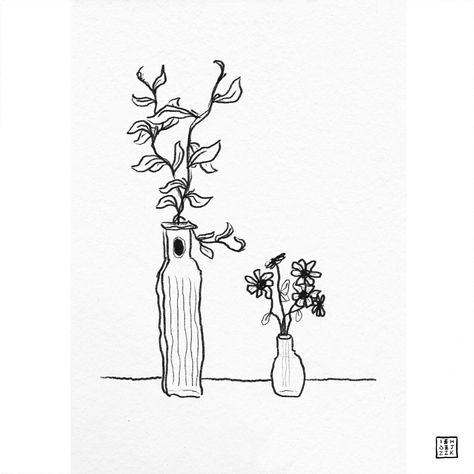 Simple Flowers In Vase, Flowers In Vase Tattoo, Flowers In Vase Drawing, Died Flowers, Vase Drawing, Vase Tattoo, Flowers In Vases, Flowers In Vase, Simple Flowers