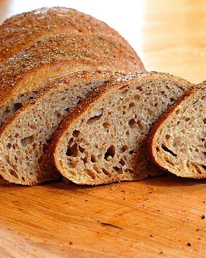 Finland Recipes, Swedish Rye Bread Recipe, Swedish Rye Bread, Ww Bread, Bread Artisan, Rye Bread Recipe, Rye Bread Recipes, Wheat Bread Recipe, Mill City