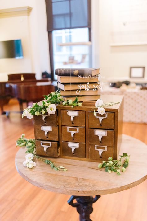 Peabody Library Wedding in Baltimore, MD | SRS Events Old Library Wedding, Library Wedding Aesthetic, Spillian Wedding, Library Wedding Reception, Elegant Library, Bookstore Wedding, Peabody Library, Literary Wedding, Storybook Wedding