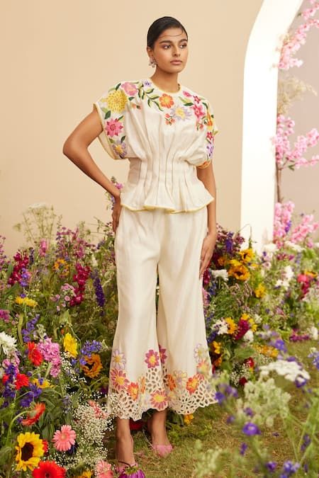 Buy Ivory Chanderi Patch Work Floral Round Neck Top For Women by Chandrima Online at Aza Fashions. Patch Work Top, Co Ords Outfits, Floral Patches, Ivory Fabric, Applique Shirts, Pleated Top, Pleat Top, Patch Work, Bell Bottom Pants