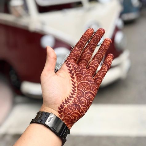 Front Hand Mehndi Designs, Front Hand Mehndi, Hand Mehndi Designs, Back Hand Mehndi, मेहंदी डिजाइन, Mehndi Designs For Kids, Very Simple Mehndi Designs, Simple Mehndi Designs Fingers, Full Mehndi Designs