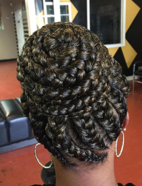 Jumbo Braids Bun Single Braids Styles, Big Braid Styles, Braids With Shaved Sides, Individual Braids, Blonde Box Braids, Big Braids, Goddess Braids Hairstyles, Single Braids, African Hair Braiding Styles