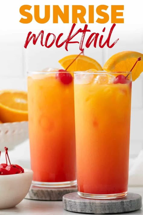 Sweet Sunrise Mocktail, Mocktail Orange Juice, Sunrise Mocktail Recipe, Orange Non Alcoholic Drinks, Sunset Mocktail Recipe, Brunch Mocktail Ideas, Mocktails Non Alcoholic Easy Pitcher, Easy Mocktails Non Alcoholic, Sleepy Girl Mocktail Recipe