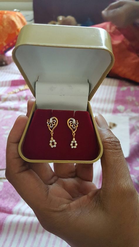 Gold Jewellery Turkish #ChineseGoldJewellery #GoldJewellerySummer Dailywear Gold Earing, Jhumka Design Gold Latest, Gold Ear Rings Designs Latest, Dailywear Earrings Gold Indian, Simple Ear Rings, Gold Earrings Designs For Daily Use, Daily Use Gold Earrings Indian, Latest Gold Earrings Designs, Ear Rings For Women