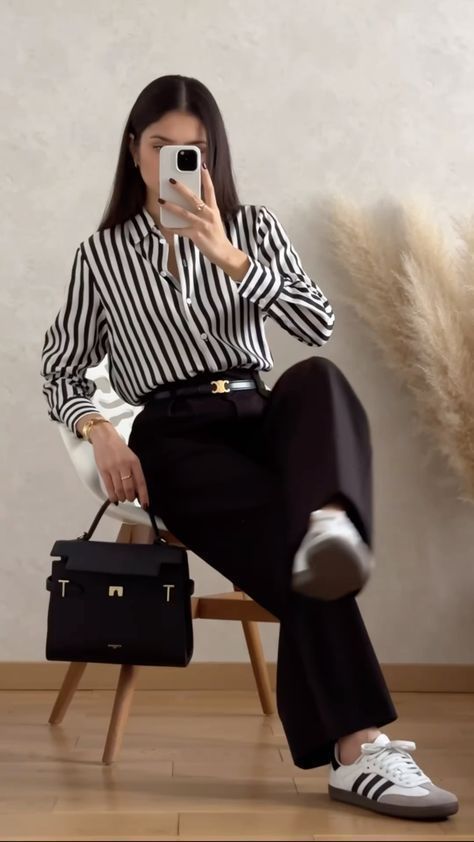 Corporate Outfits For Women, Looks Adidas, Interview Outfits, Stylish Work Attire, Corporate Outfits, Business Casual Outfits For Work, Casual Day Outfits, Elegante Casual, Classy Work Outfits