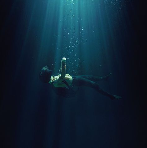 Man Sinking In Water, Floating Person Aesthetic, Deep Water Drawing, Standing In Water Reference, Person Underwater, Trapped Underwater, Sinking In Water, Man Underwater, Floating Underwater