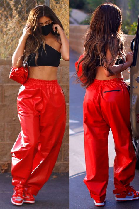 Kylie Jenner Outfits Casual, Kylie Jenner Street Style, Look Kylie Jenner, Looks Kylie Jenner, Trajes Kylie Jenner, Estilo Kylie Jenner, Sweatpants Outfits, Kylie Jenner Look, Kardashian Outfit