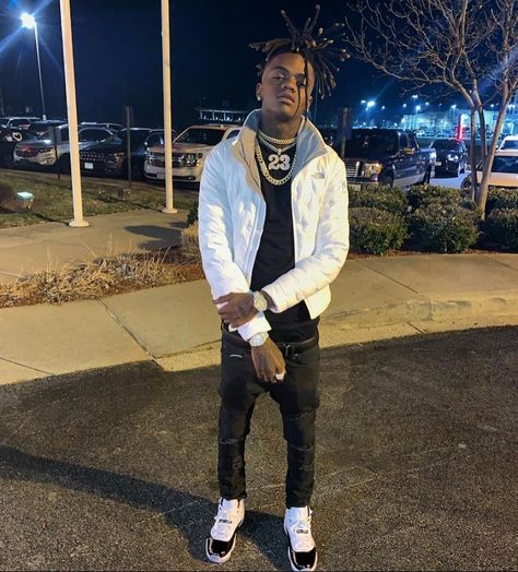 🖤🖤Love don’t love nobody 23 Concord 11 Outfit Men, Jordan 11 Outfit Men Style, Jordan 11 Concord Outfit, Concord 11 Outfit, Jordan 11 Outfit Men, Gang Drip, Rapper Drip, Sneakerhead Outfits, Hood Outfits